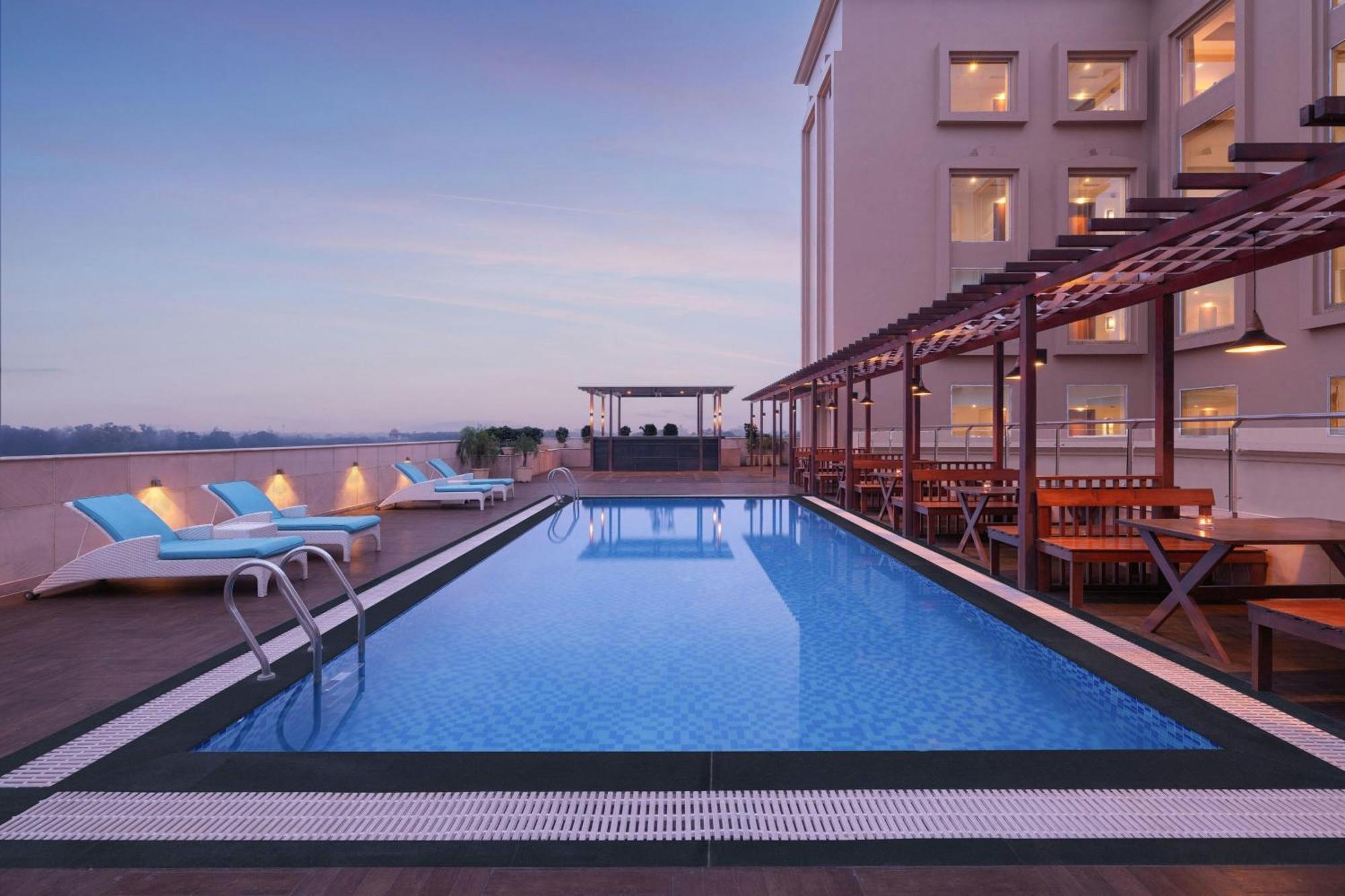 Fairfield By Marriott Amritsar Hotel Exterior photo