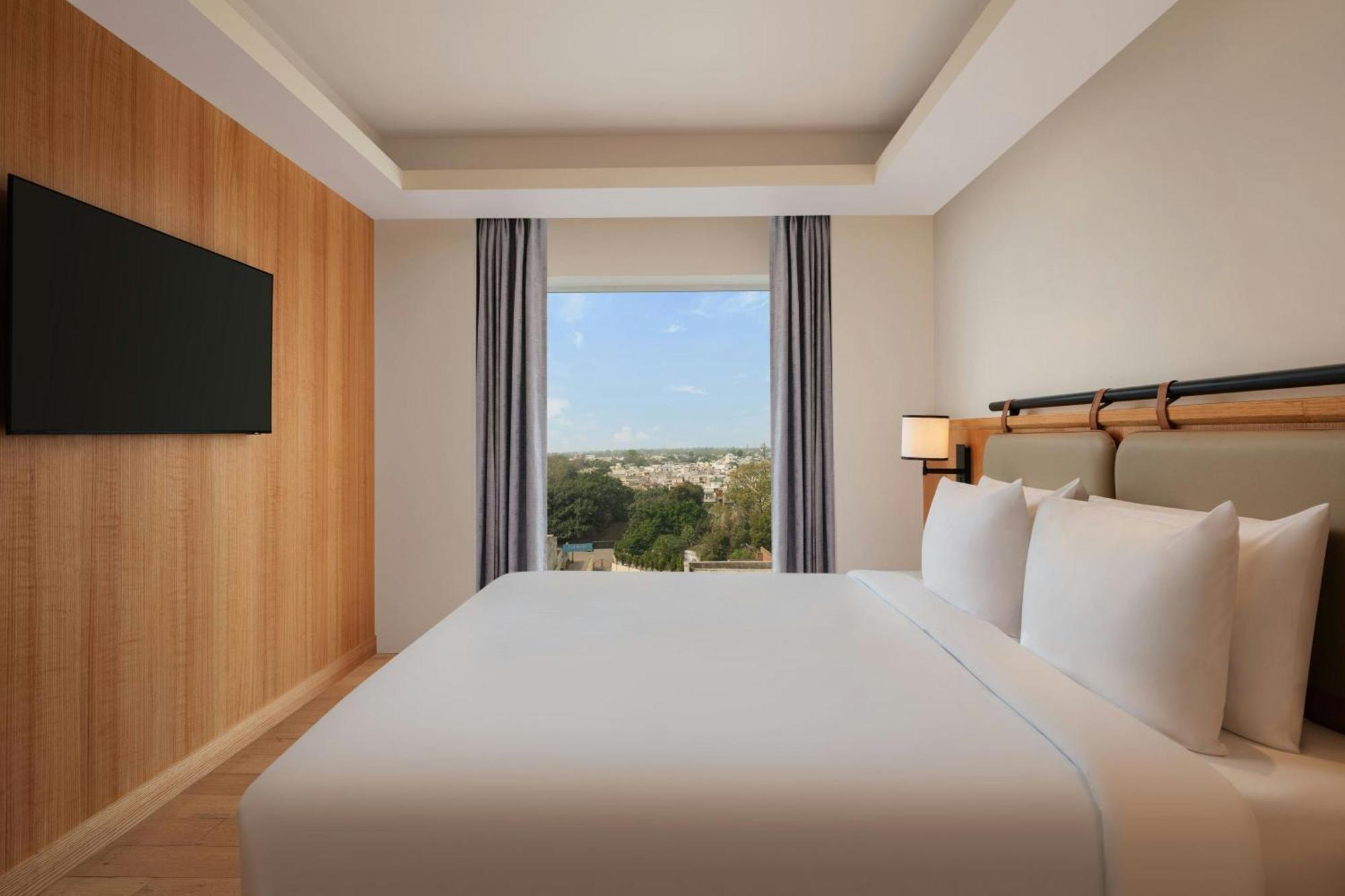 Fairfield By Marriott Amritsar Hotel Exterior photo